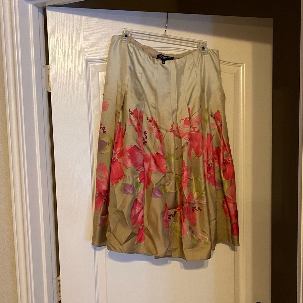 Beautiful Silk pleated skirt